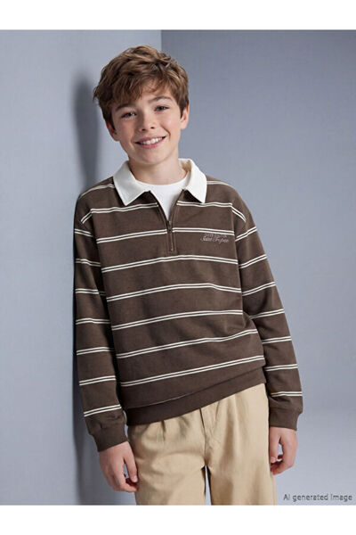 LC Waikiki تي شيرت مخطط للأولاد بياقة روبا مطوية من UZG STORE