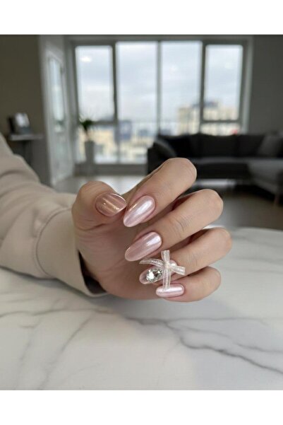 MİNA BEAUTY Cat Eyes Yansımalı Taşlı Ve Fiyonk Detaylı 12 ' Li Şık Takma Tırn...