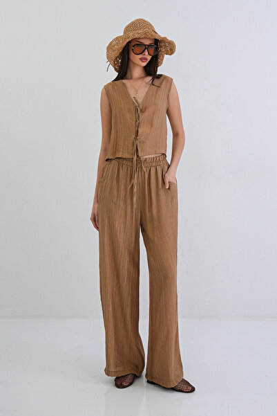 Trend Alaçatı Stili Women's dark beige tie-detail woven vest and double pocke...