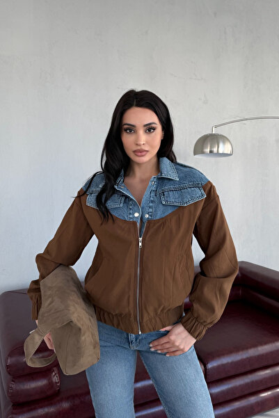 Serica Moda Brown Garnished Pocket-Capped Denim Jacket