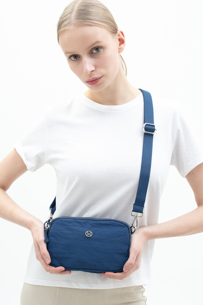 Matthew Cox Women's Shoulder Bag Dark Blue Byn2513