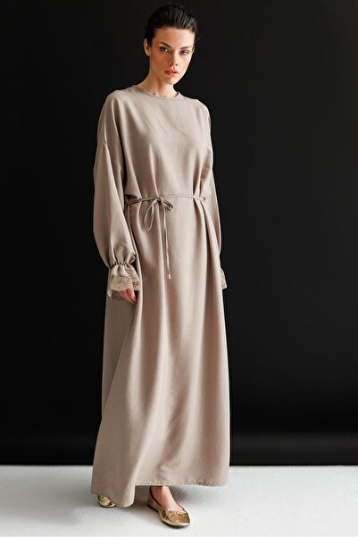 Micca İpekçe Dantel Kol Detaylı Zamansız Elbise-Taş