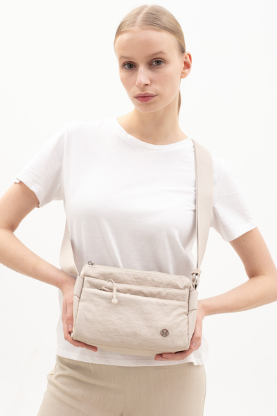 Matthew Cox Women's Shoulder Bag Beige Byn2511