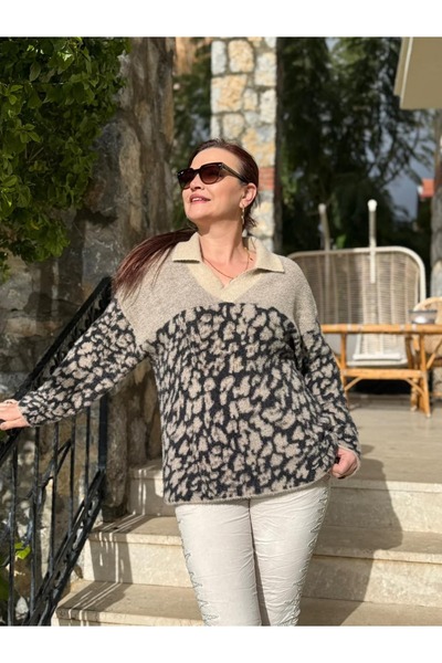 Punta Otantik D12933 Polo Collar Leopard Pattern Sweater Beige