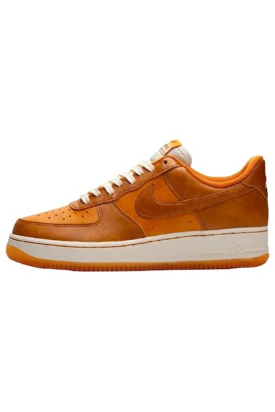 Nike Air Force 1 07 LV8