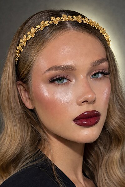 TAKIŞTIR Altın Renk Metal Çiçek Figürlü Taç