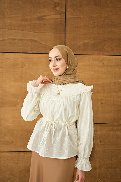 LOCCO Women's Embroidery Pattern Brode Shirt Ecru