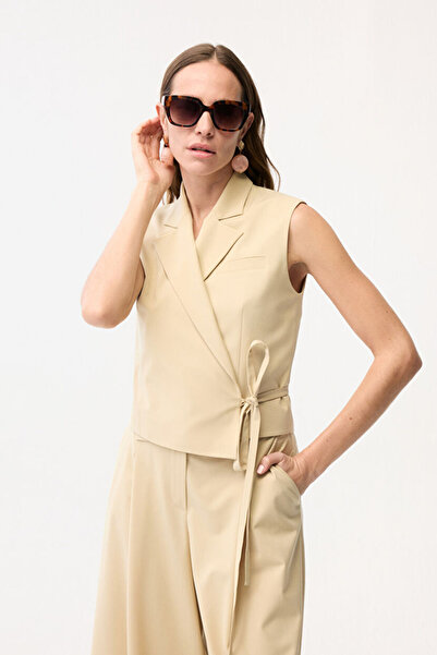 adL Bağlama Detaylı Yelek