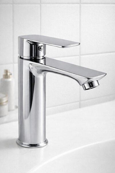 RocciArmatur Chrome Crescent Body Basin Mixer Tap