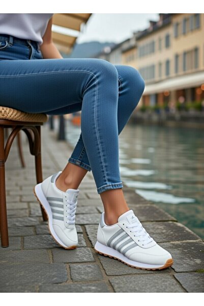 VELLINA Γυναικεία αθλητικά παπούτσια με λευκές ασημένιες ρίγες και άνετη σόλα...