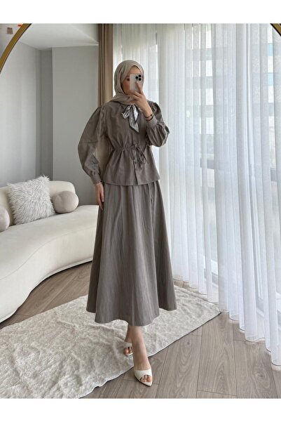 Miraydın Butik طقم تنورة وقميص بخصر ضيق M25191 - مينك