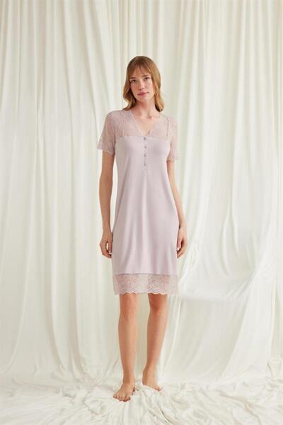 Aria's Closet Arias Closet Collared, Sleeved, Shoulder and Hem Lace Detailed,...
