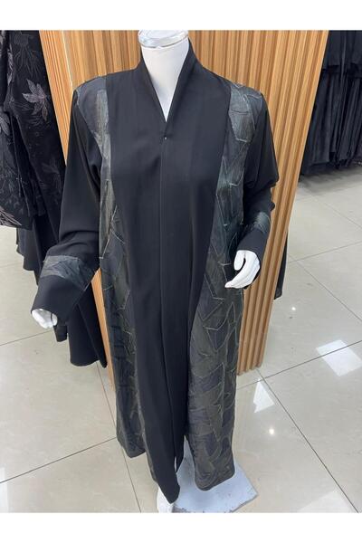 Korean A formal and elegant abaya with pleated details at the front and on th...