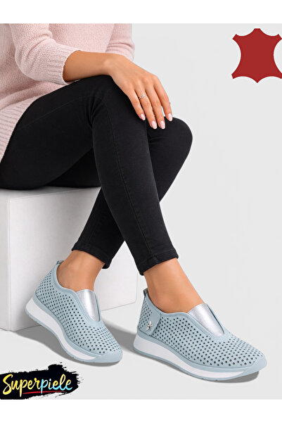 ANGEL BLUE Casual perforated Ballet Flats made of Genuine Leather With star a...