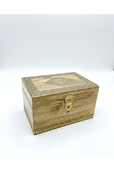 HomeNew A wooden jewelry and storage box decorated with copper – an elegant h...