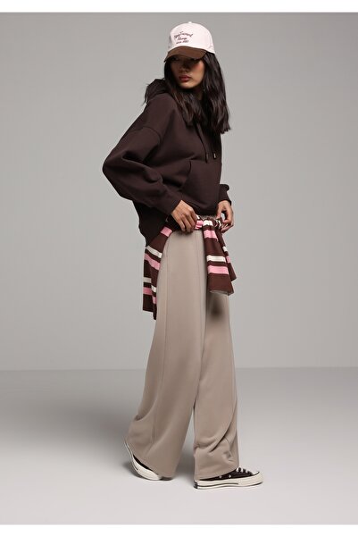 Colin's Γυναικείο μπεζ φούτερ με κανονική εφαρμογή στη μέση