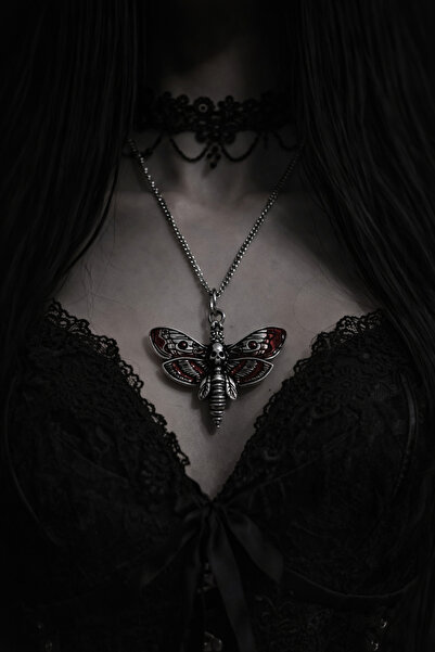HER ŞEY NOTA www.herseynota.com Red Wing Detailed Insect Necklace with Skull ...