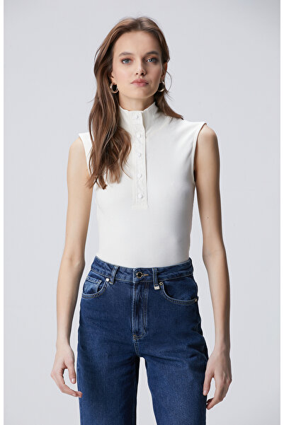 Network Kırık Beyaz Dokuma Garni Detaylı Modal Mix T-shirt