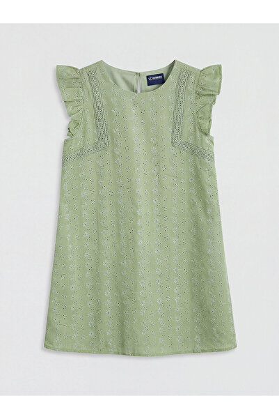 LC Waikiki فستان بناتي من مجموعة إلسيفا باللون الأخضر مع ياقة دائرية وكشكشة و...