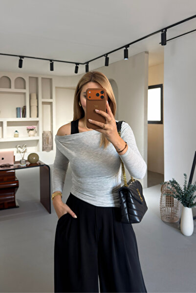 Sezgi Tekin Black Athlete Asymmetrical Gray Blouse