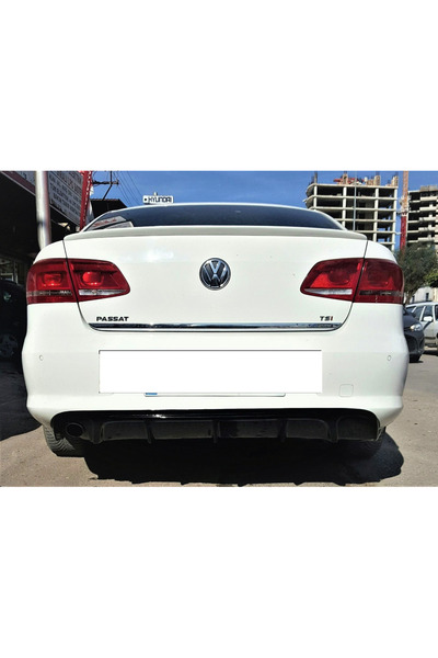 Tuning Vadisi Passat B7 Arka Difüzör 2011-2014 arası Parlak Siyah
