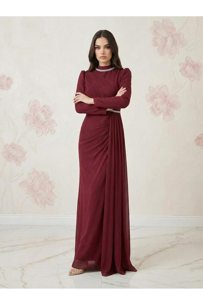 hakimoda فستان سهرة من الشيفون اللامع من ARISA باللون العنابي