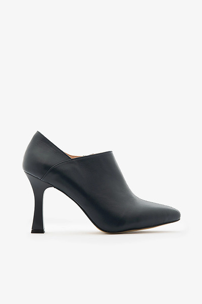 SAYL Cizme cu toc, din piele naturală, albastru marin, cu vârf ascuțit și fer...