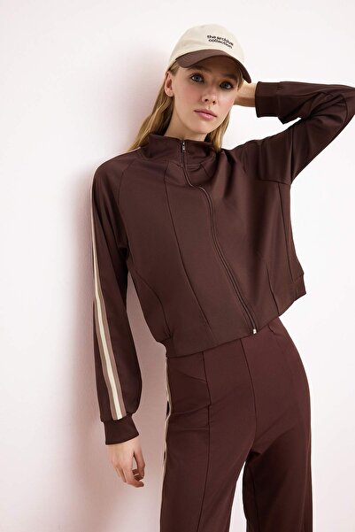 Trendyol Collection Braune Diver/Scuba Strick-Sportjacke THMSS26SK00001