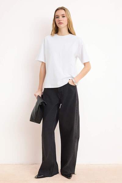 Trendyol Collection Tricou alb, 100% bumbac gros, cu fermoar, cu model relaxa...