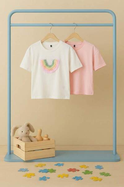 TRENDYOLKIDS تي شيرت محبوك مسطح باللون الأبيض السلموني للفتيات TKDSS26TS00014