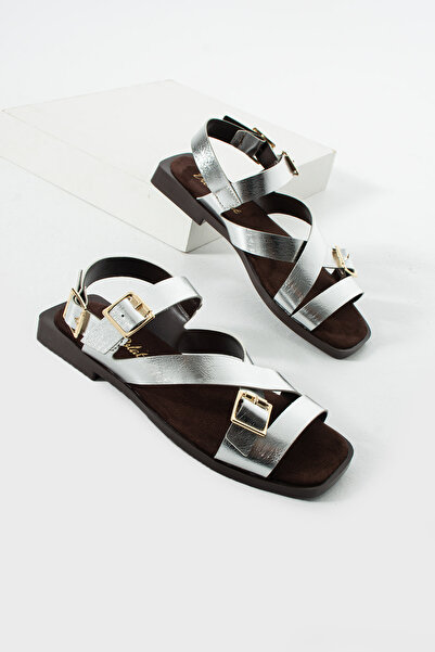 diclepolat Women's Silver Cross-Strap Buckle Sandals – Flat Sole Comfortable ...