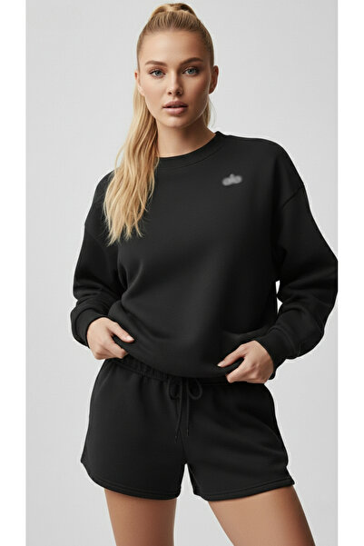 HepsitrentStore سويت شيرت أساسي ذو ياقة دائرية واسعة باللون الأسود