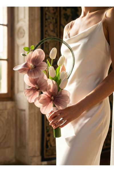 alreef geft مسكة عروس صناعية من زهور الماغنوليا الوردية والتوليب الأبيض