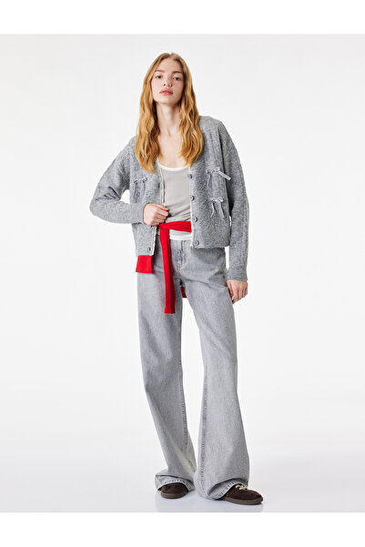 Koton Lace Detailed Bowknot Buttoned V-Neck Knitwear Cardigan