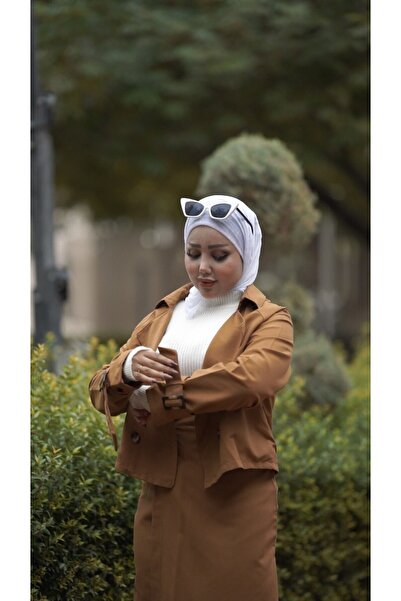 Esre Store 0142 - Τρέντσετ με χιτζάμπ καφέ χρώματος