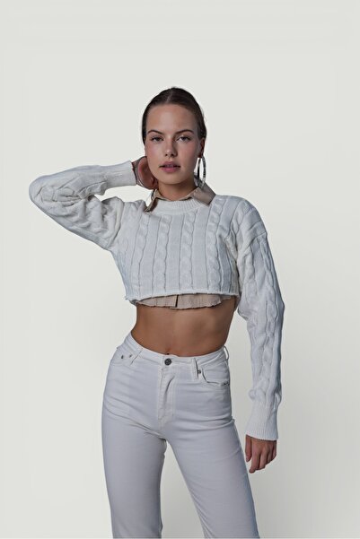 HOLLY LOLLY Crop Model Crew Neck Pletený Merit Svetr Ecru