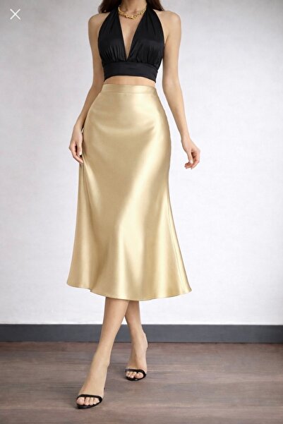 Kahra Collection تنورة ساتان أنيقة متوسطة الطول بلون كريمي داكن