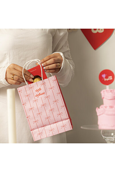 SEEN حقيبة هدايا مزينة بأقواس وقلوب