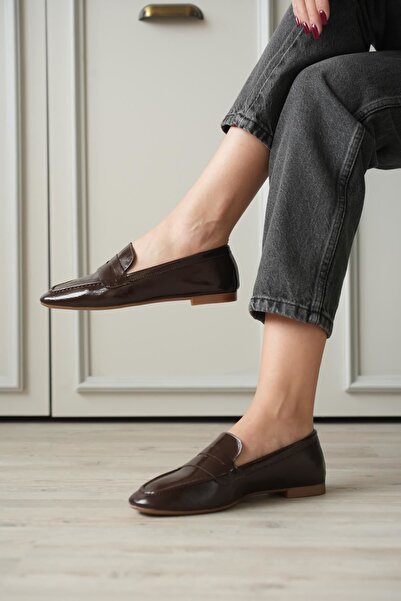 MODAADAM Balerini Olbin cu talpă plată pentru femei - Maro-Piele lacuită