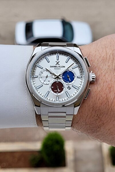 Daniel Klein Colorful Dial Metallic Color Strap 2 Years Warranty 44 mm Indica...