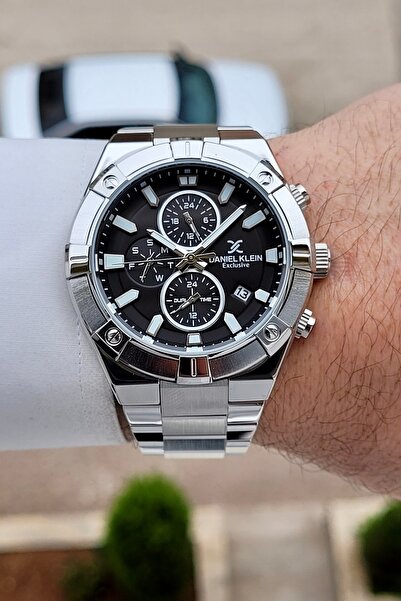 Daniel Klein Active Men's Wrist Watch with Dial Black Band Metallic Color 2 Y...