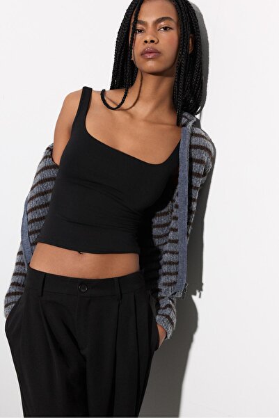 Stradivarius Kare yaka askılı tişört