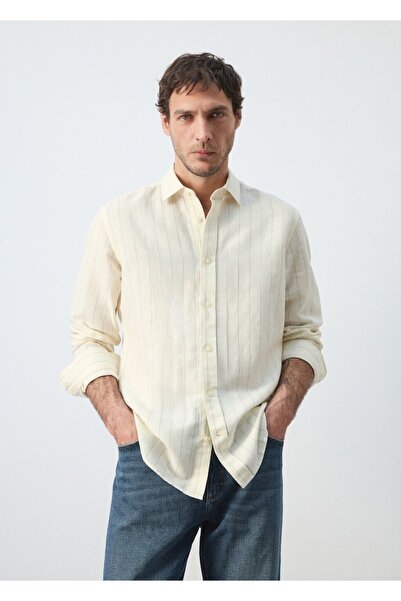 MANGO Man Keten ve pamuk karışımı çizgili gömlek