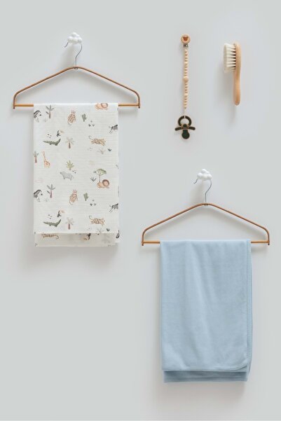 Caramell Basic Boxed Double Blanket Pacifier Hanger Hairbrush Quad Set -80X85...