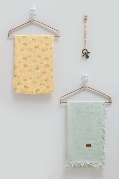Caramell Basic Boxed Double Muslin Blanket Pacifier Hanger Triple Set-100X120...