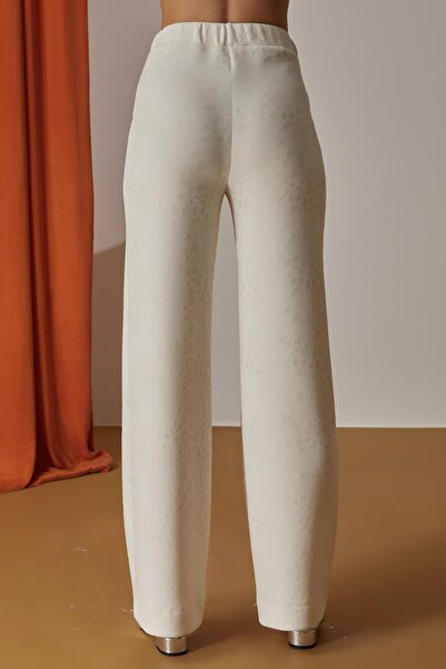 Naar 12219 PANTOLON EKRU