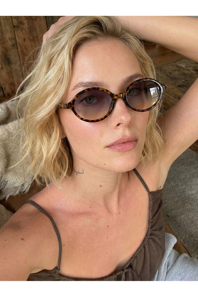 funeyes نظارة شمسية بيضاوية بإطار متدرج من الزجاج من Miux Leopard