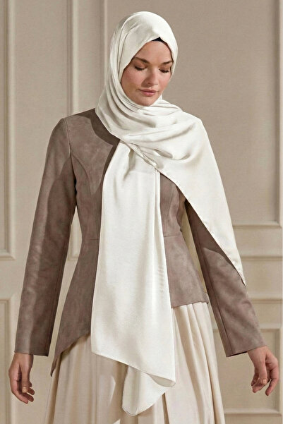 SilkTouch شال لؤلؤي بيج