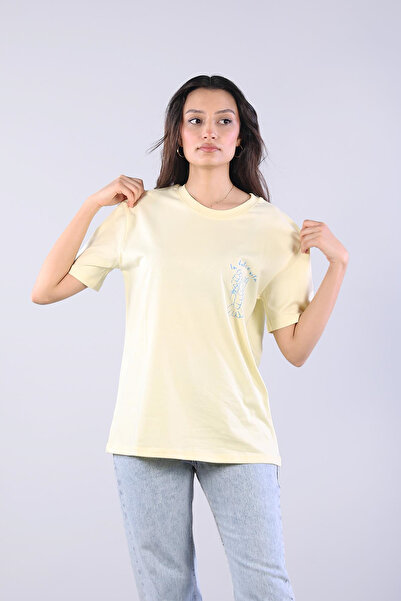 Mckanzie 10576 تيشيرت لا دولتشي فيتا بطبعة جراد البحر وياقة دائرية