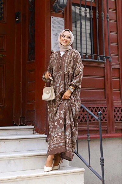 EBRUTESETTÜR فستان فيسكون بتفاصيل نصف زرّي بلون بني فاتح